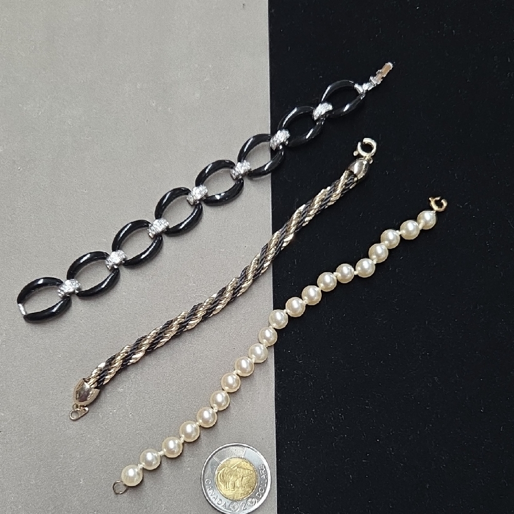 Elegant Black and Gold Bracelet Collection